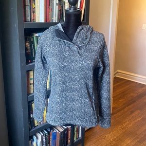 Womens Iceberg Gray Speckled Pull-over